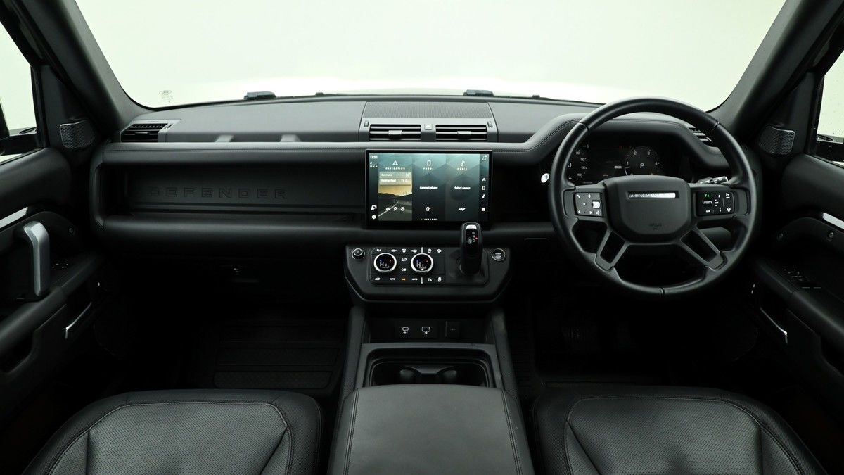 Land Rover Defender 90 Image 16