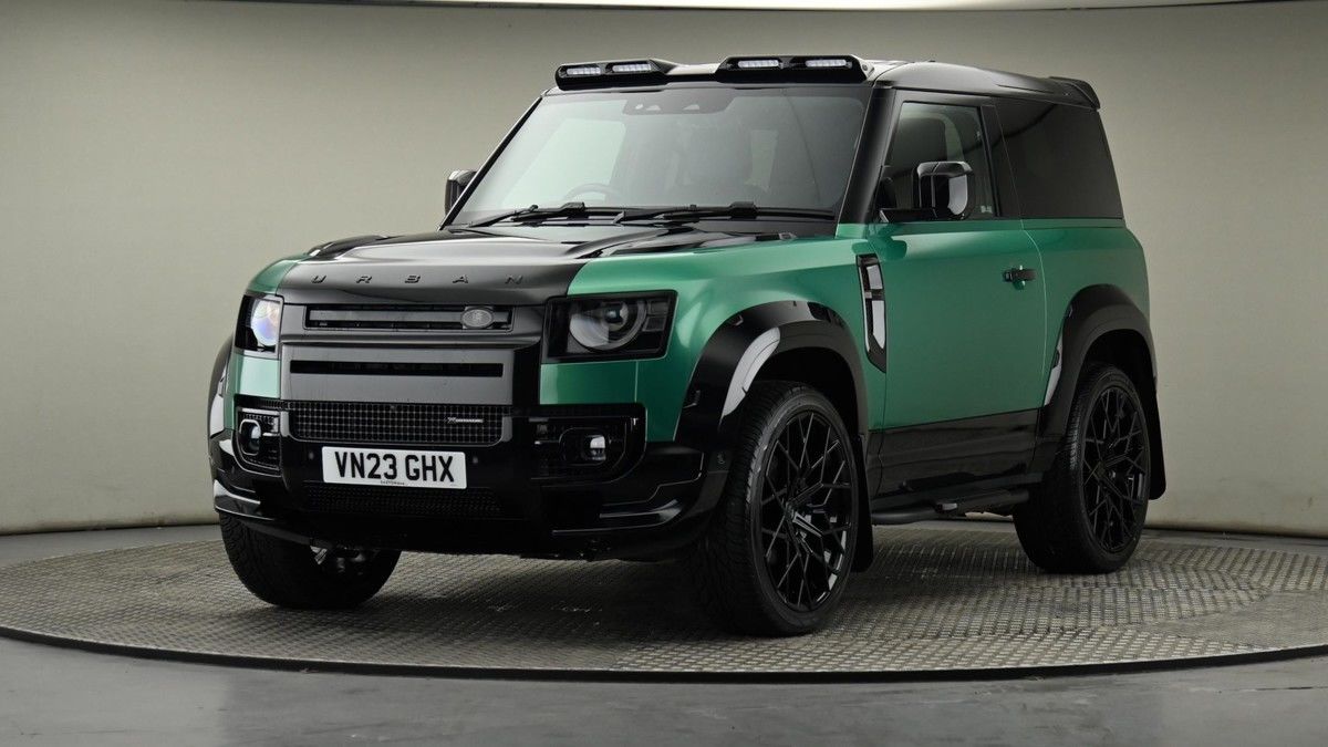 Land Rover Defender 90 Image 21