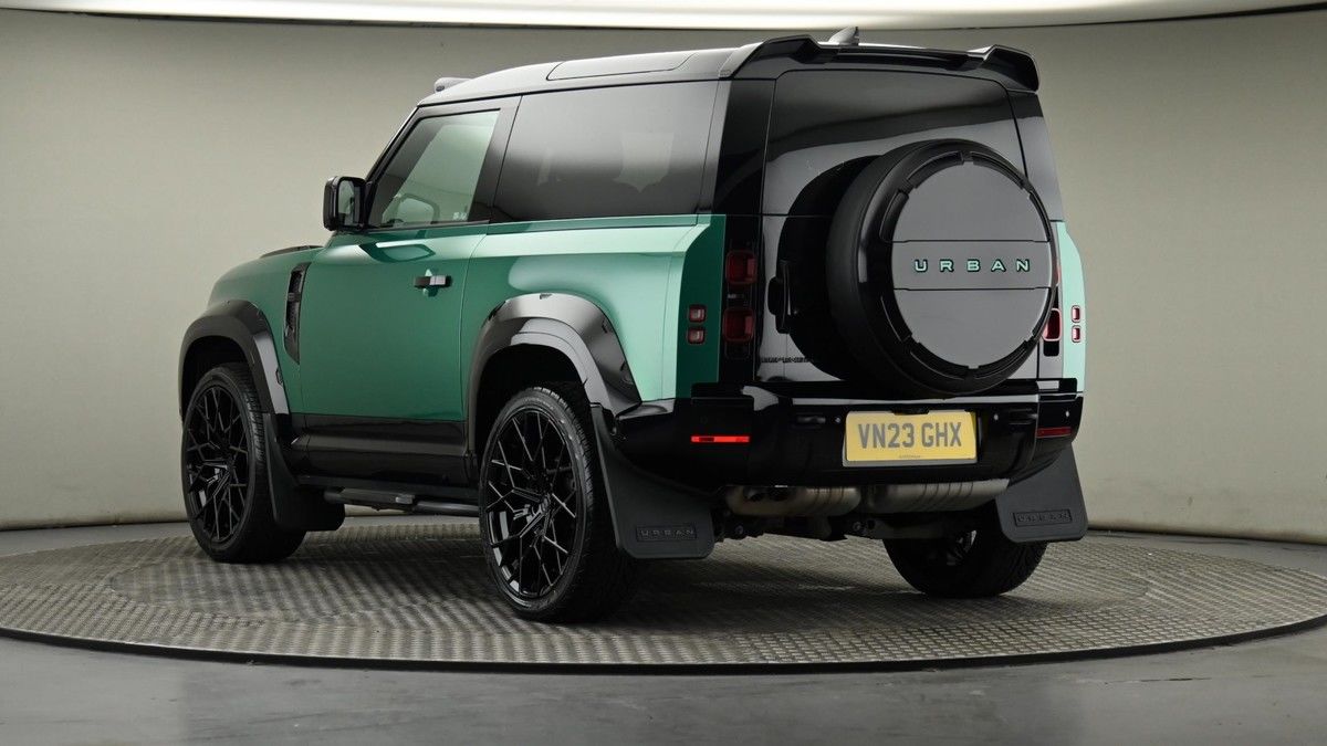 Land Rover Defender 90 Image 22