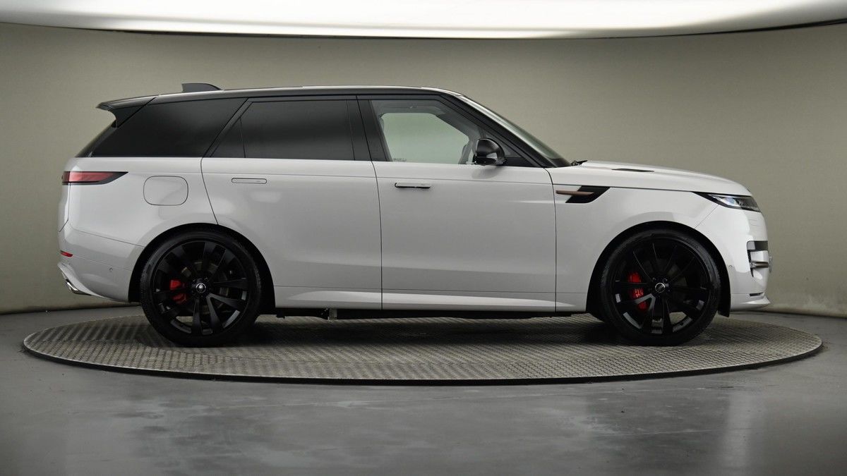 Land Rover Range Rover Sport Image 6