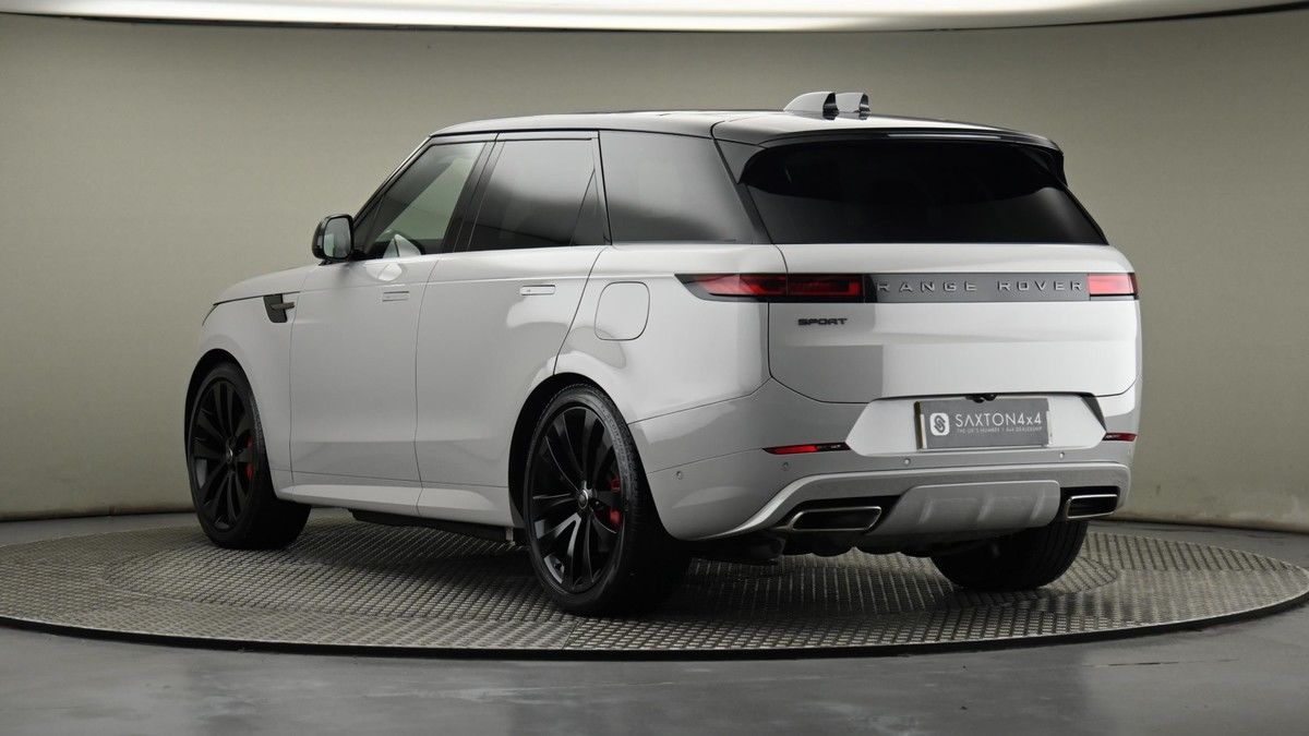 Land Rover Range Rover Sport Image 25