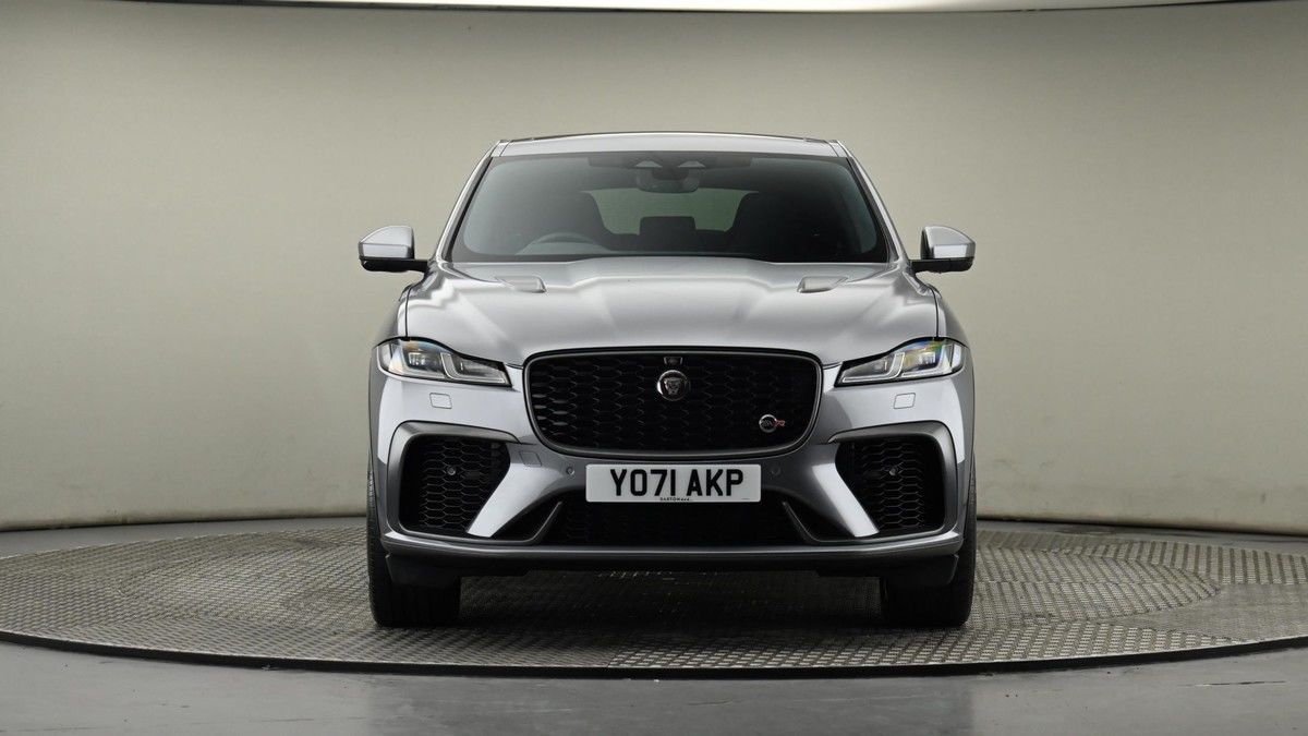 Jaguar F-PACE Image 7