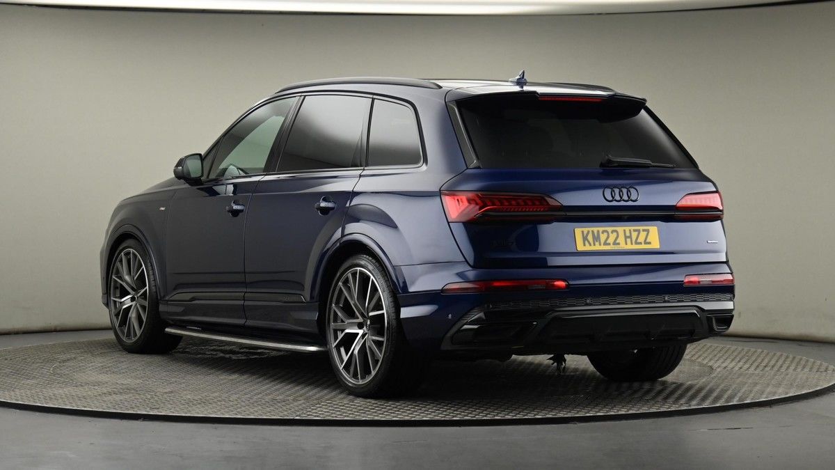 Audi Q7 Image 18