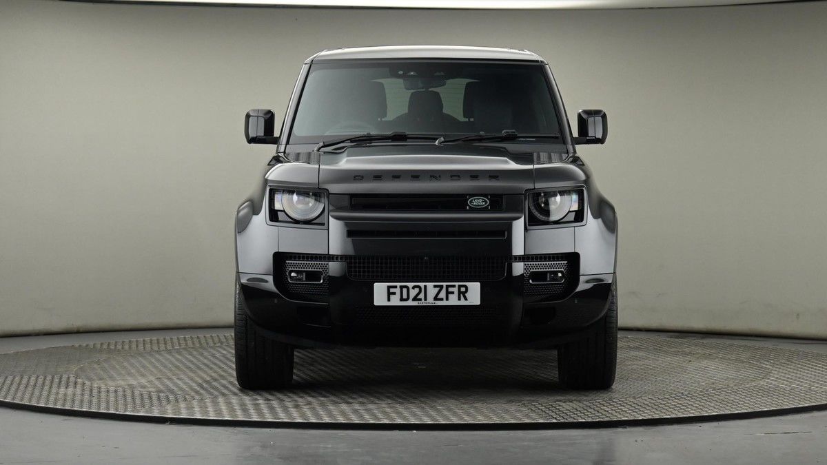 Land Rover Defender 90 Image 8