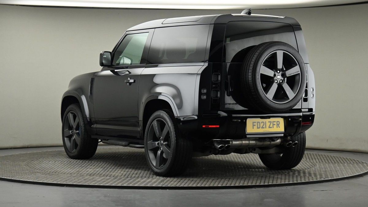 Land Rover Defender 90 Image 18