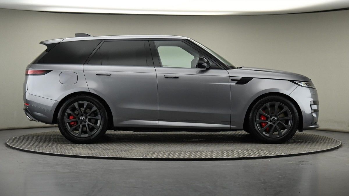 Land Rover Range Rover Sport Image 8