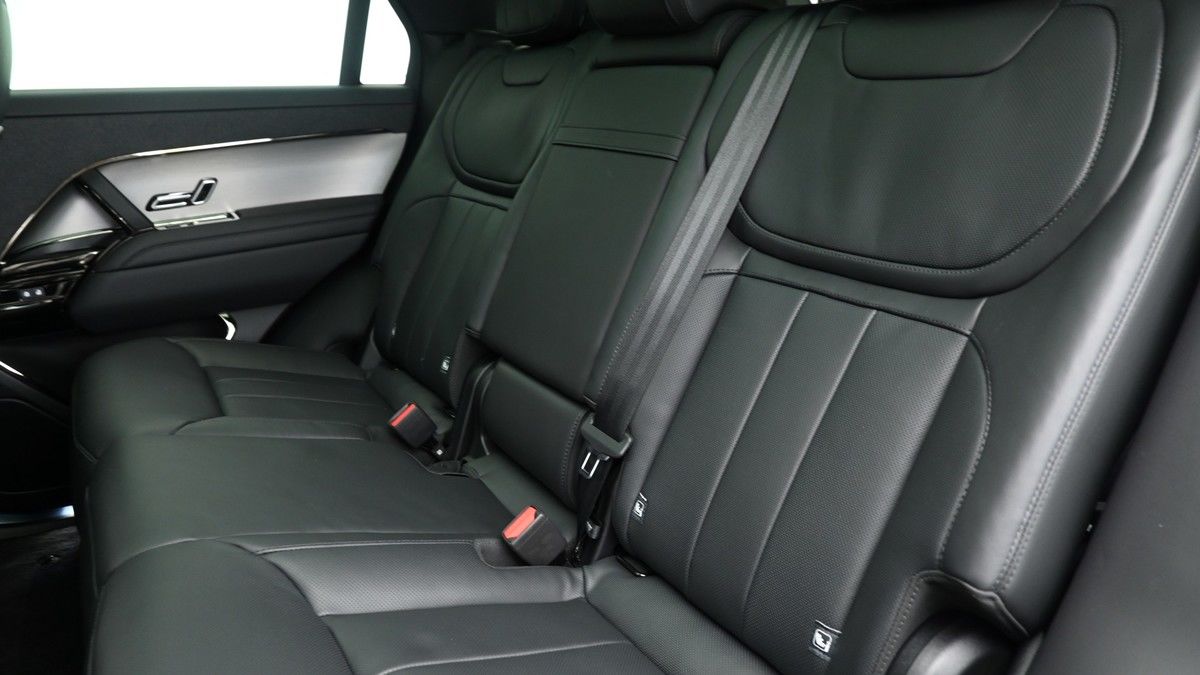 Land Rover Range Rover Sport Image 5