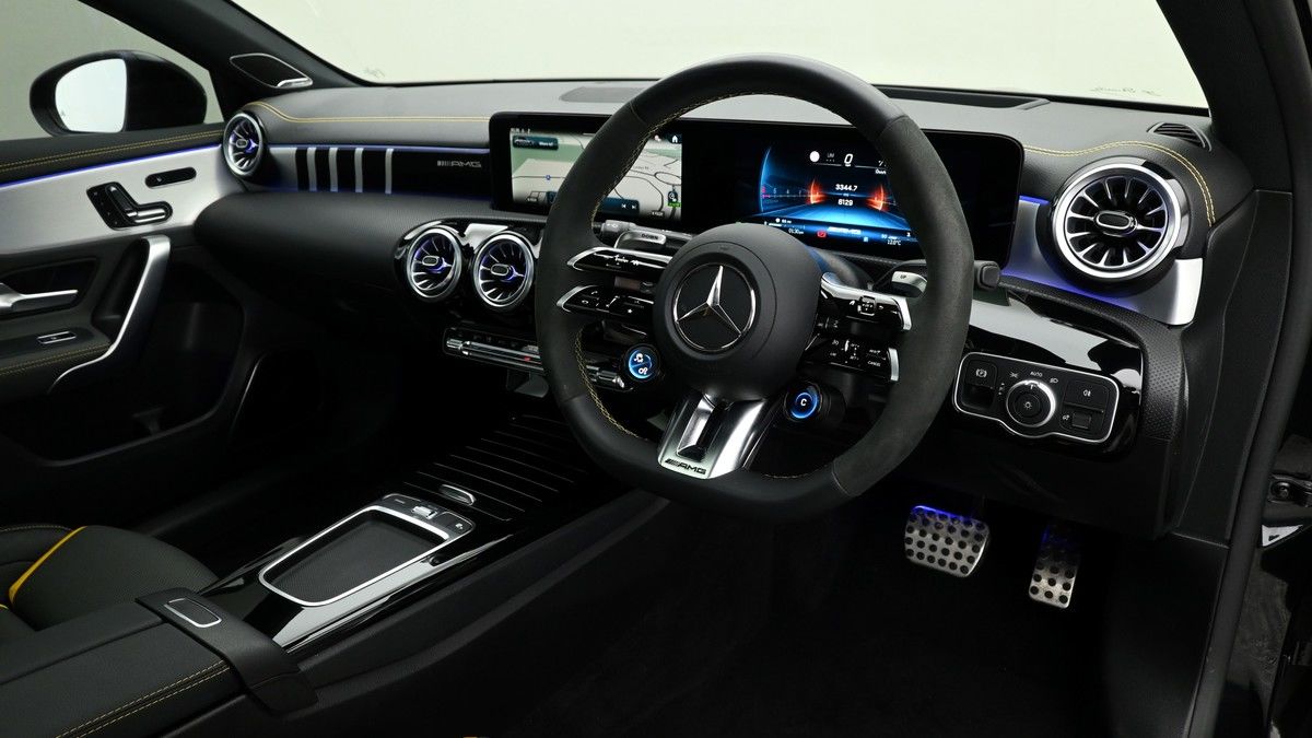 Mercedes-Benz A Class Image 2