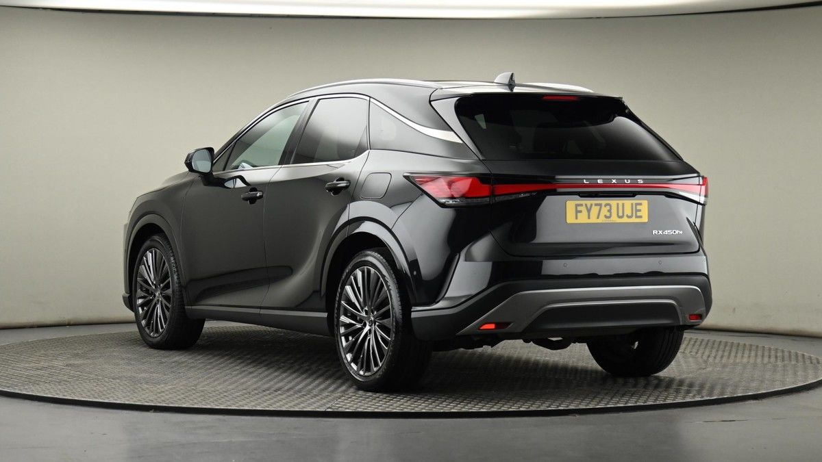 Lexus RX Image 15