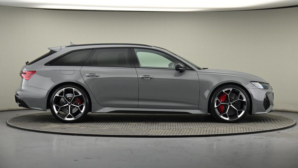 Audi RS6 Avant Image 8