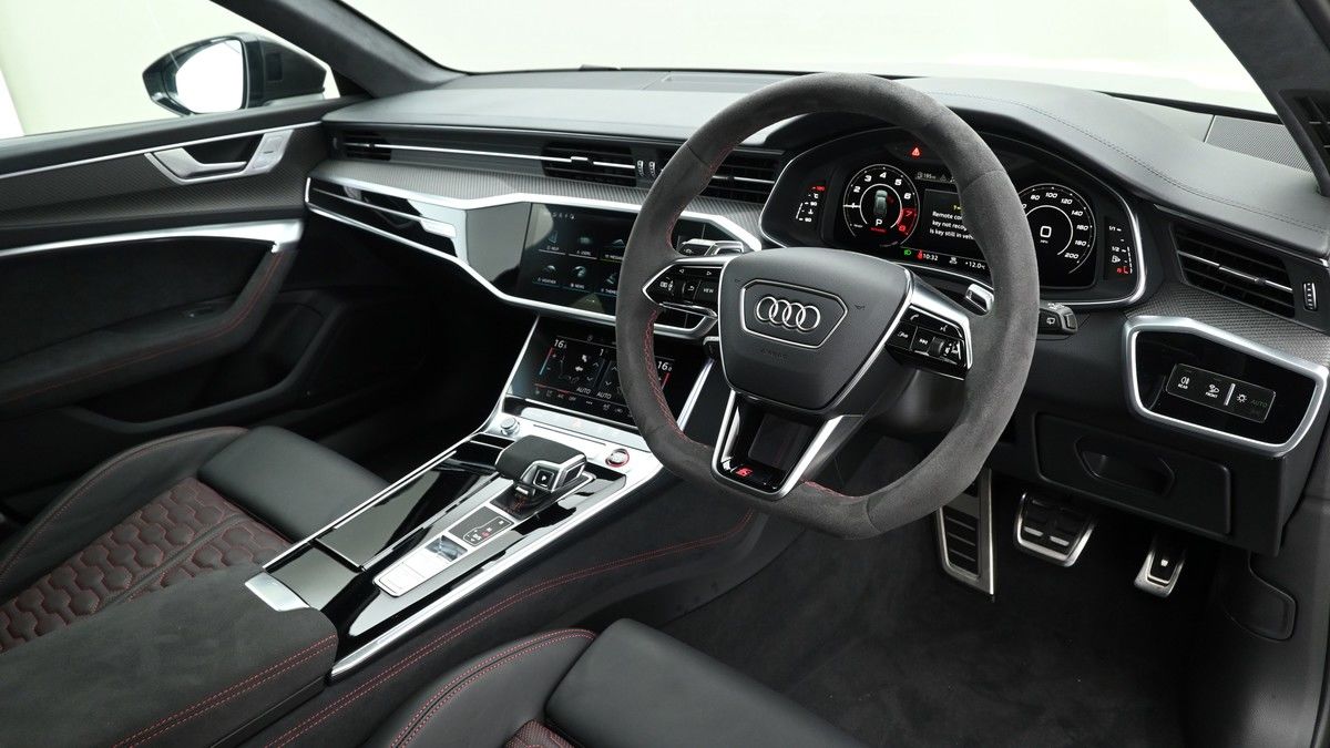 Audi RS6 Avant Image 2