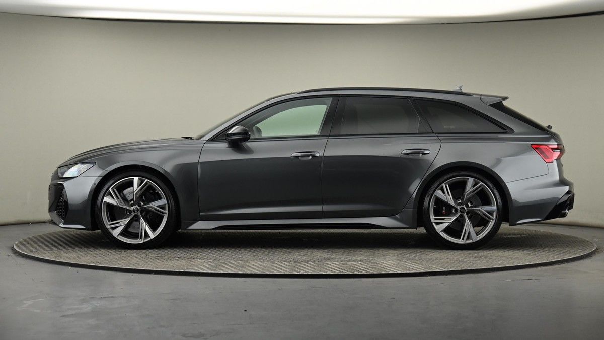 Audi RS6 Avant Image 9