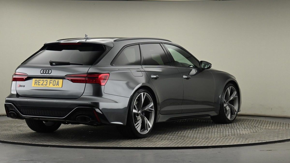 Audi RS6 Avant Image 6