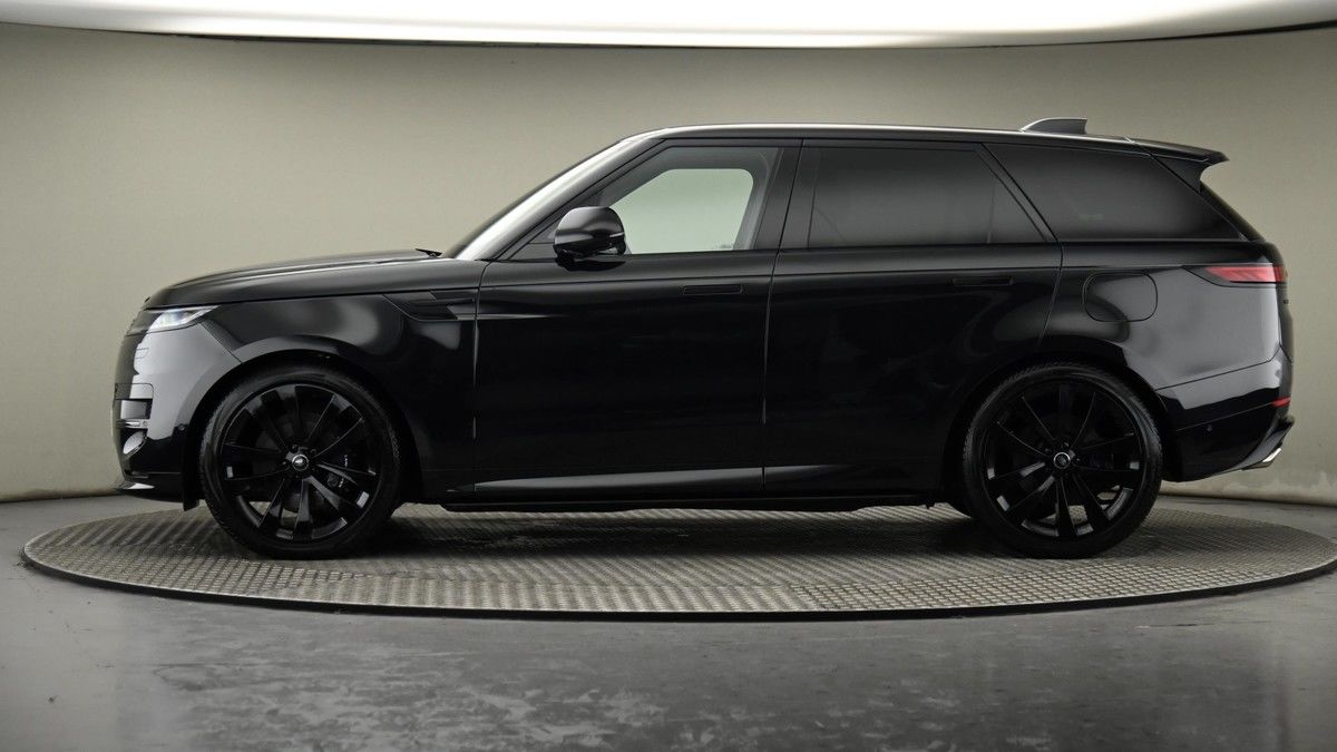 Land Rover Range Rover Sport Image 9