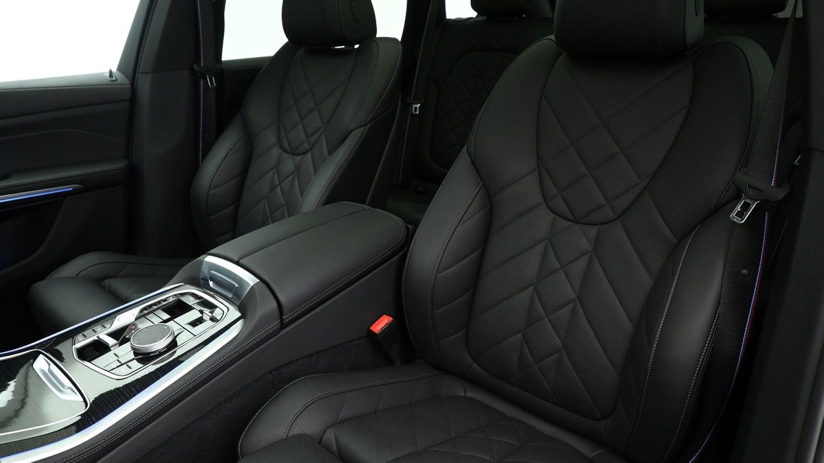 BMW X5 Image 4