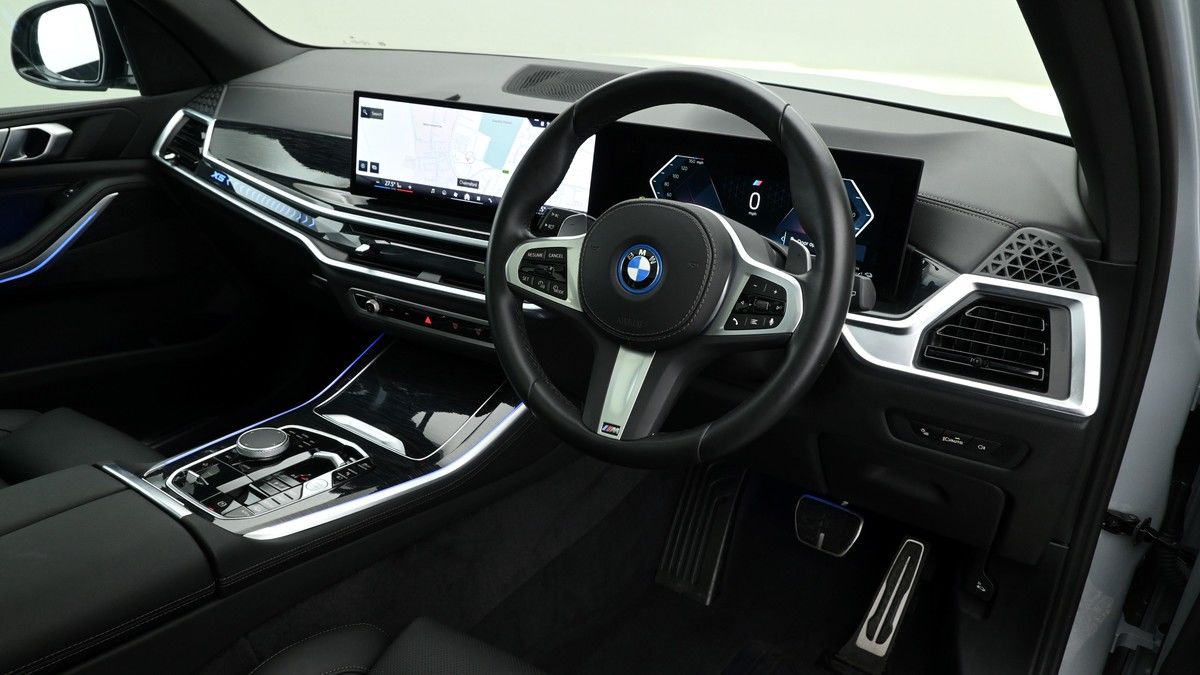 BMW X5 Image 2