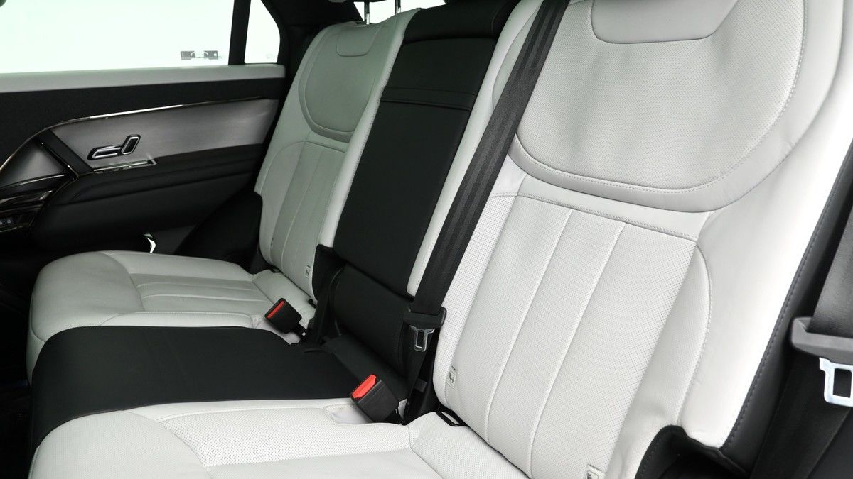 Land Rover Range Rover Sport Image 5