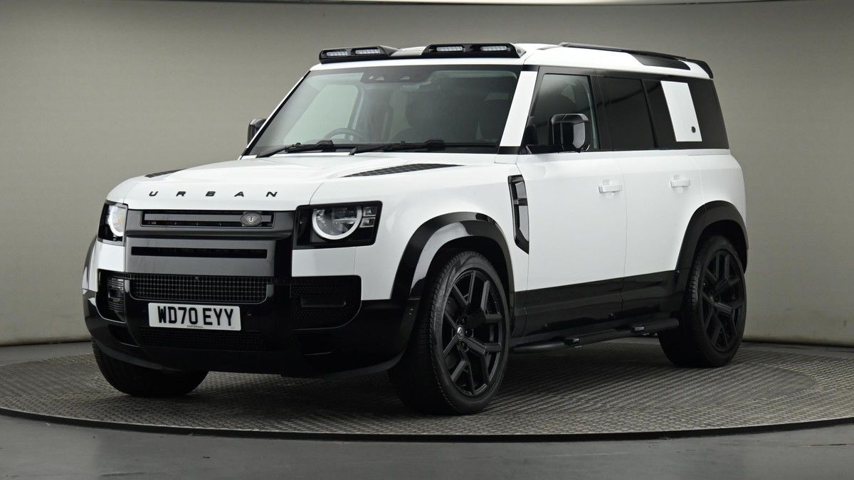 Land Rover Defender 110 Image 22