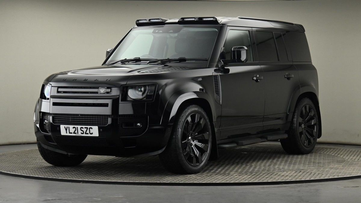 Land Rover Defender 110 Image 20