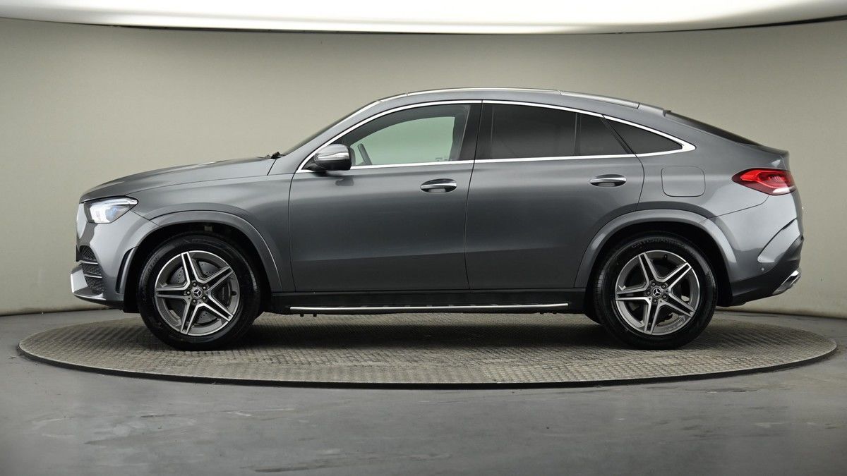 Mercedes-Benz GLE Image 9