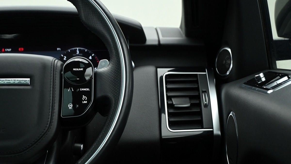 Land Rover Range Rover Sport Image 22