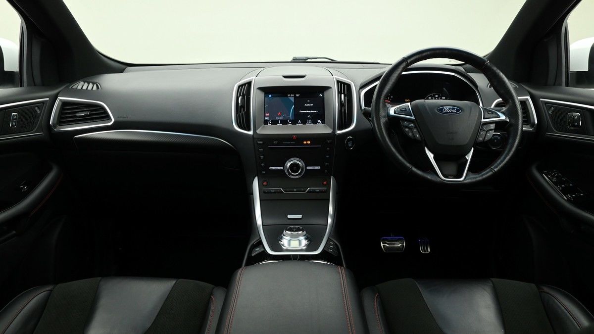 More views of Ford Edge