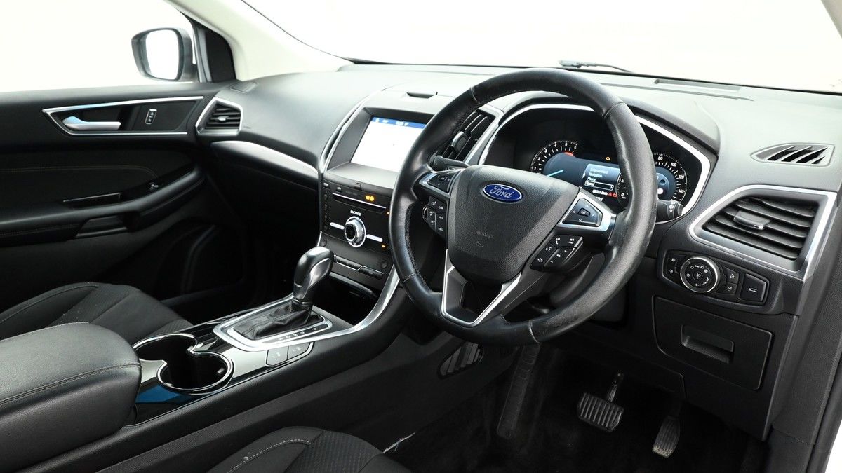 Ford Edge Image 2