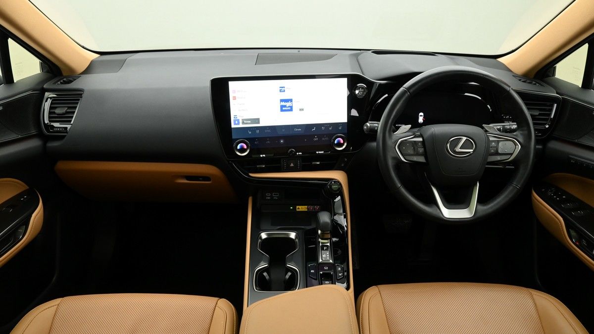 Lexus NX Image 14