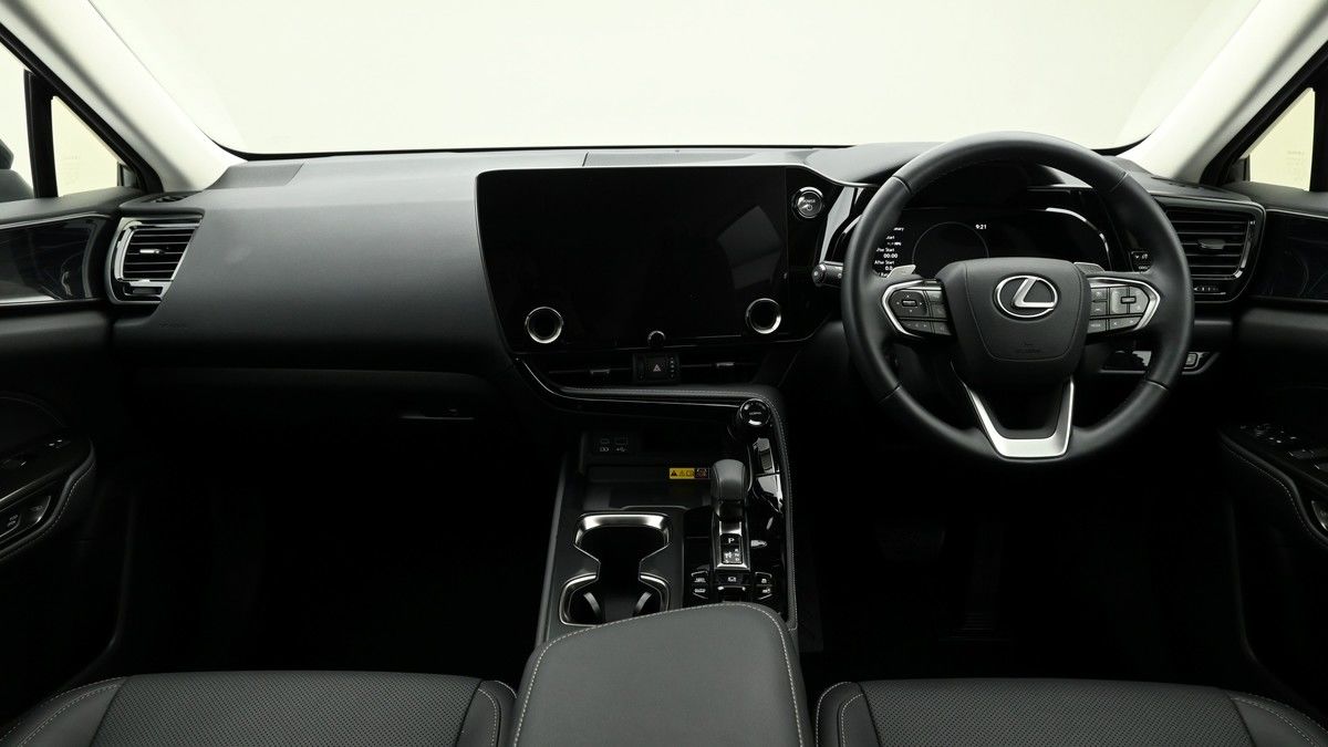 Lexus NX Image 14