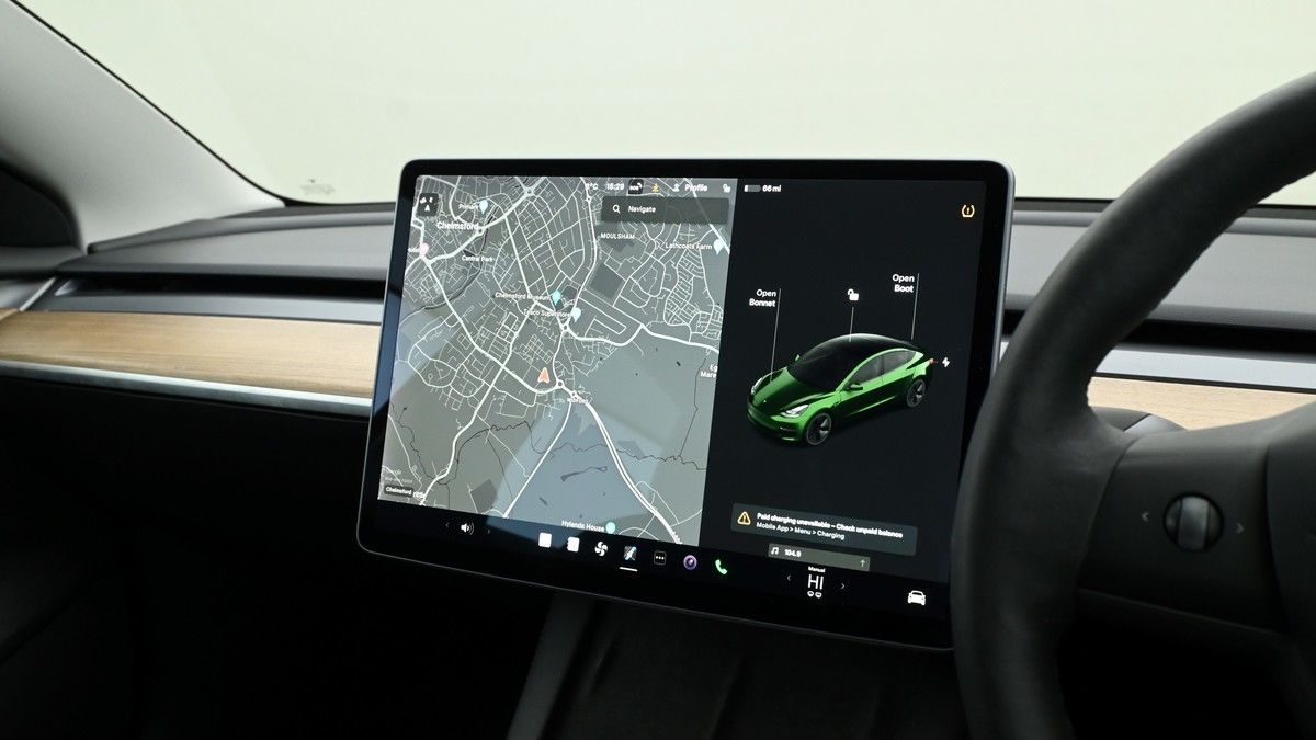 Tesla Model 3 Image 11