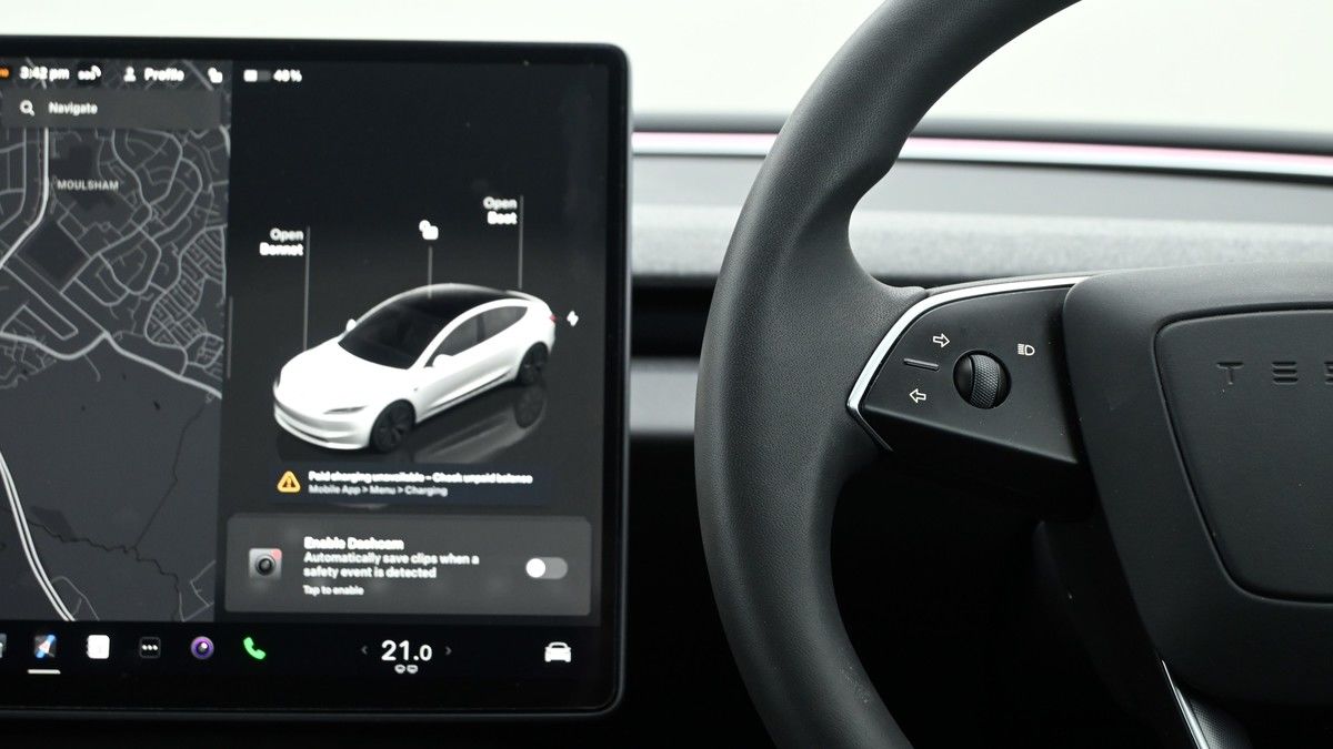 Tesla Model 3 Image 15