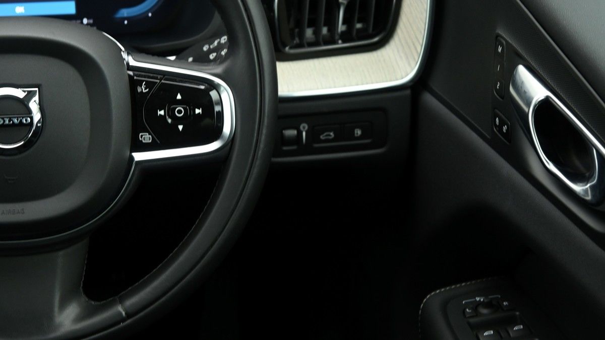 Volvo XC60 Image 16