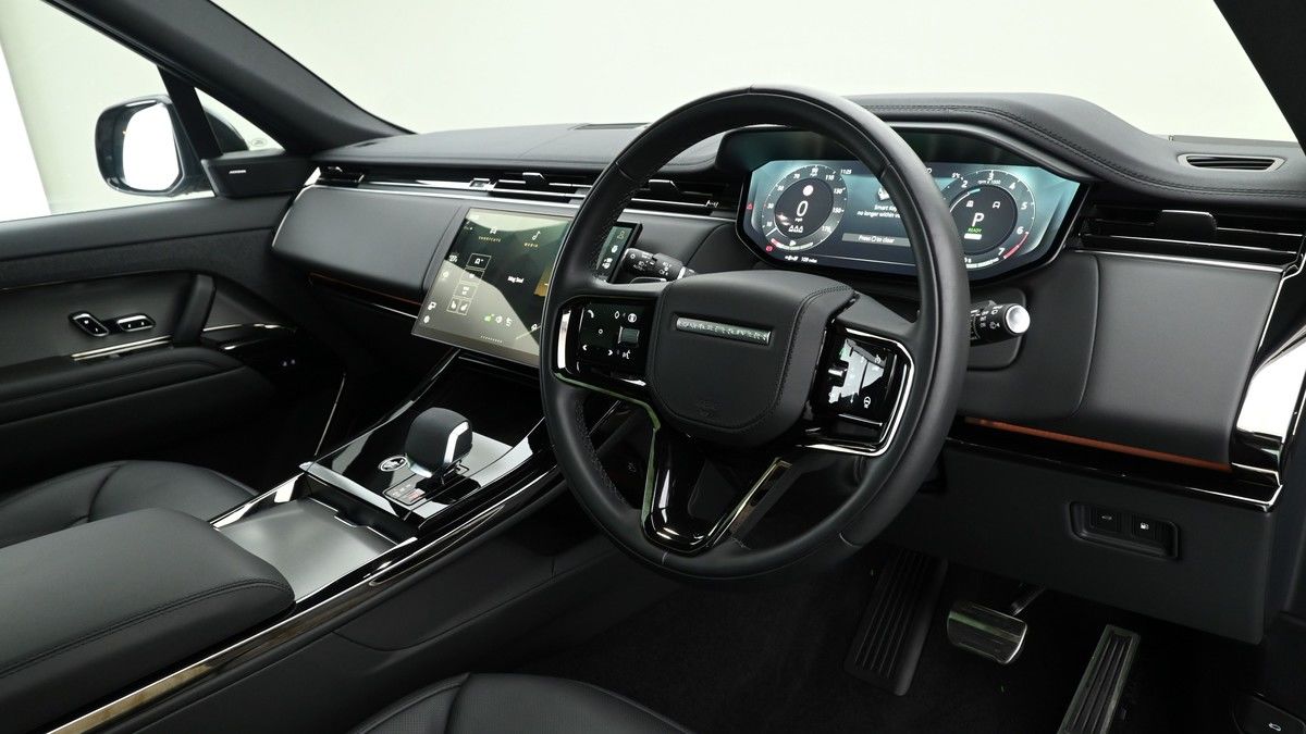 Land Rover Range Rover Sport Image 3