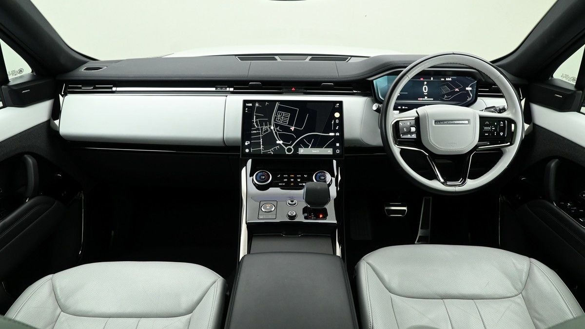 Land Rover Range Rover Sport Image 14