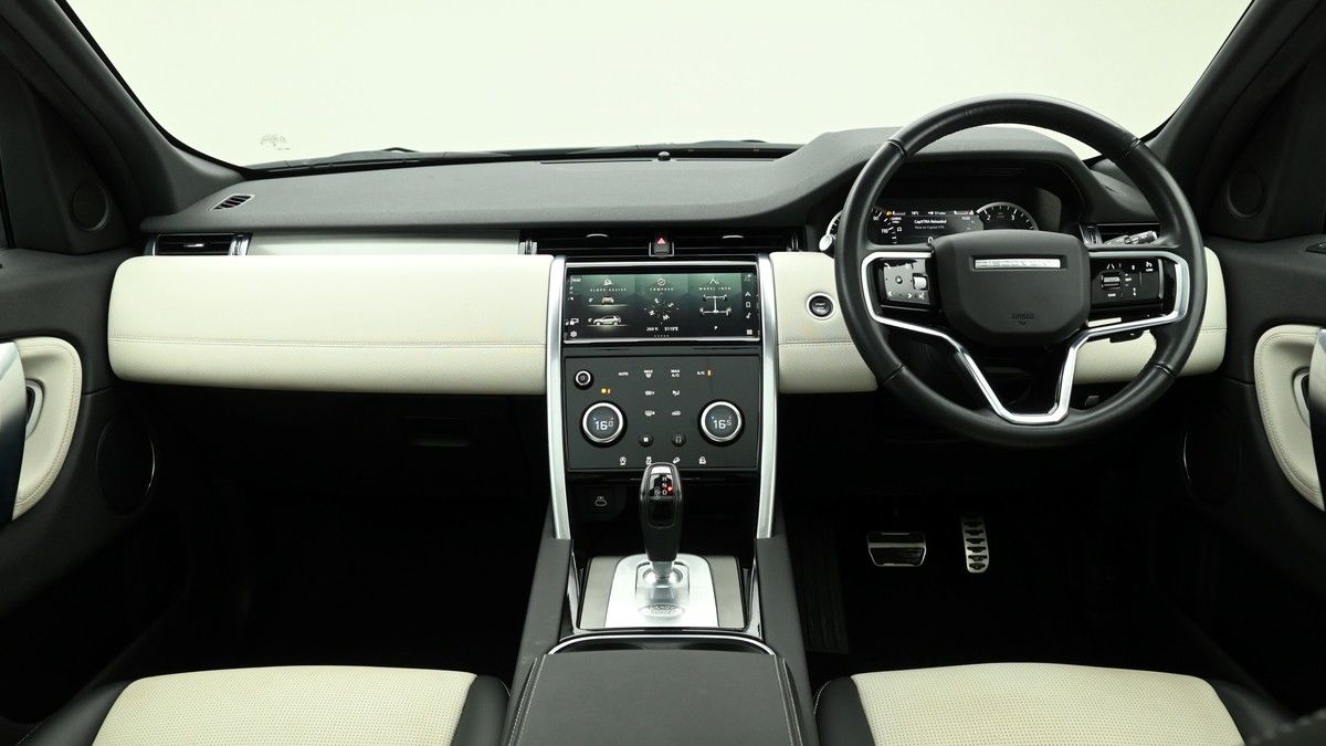 Land Rover Discovery Sport Image 14