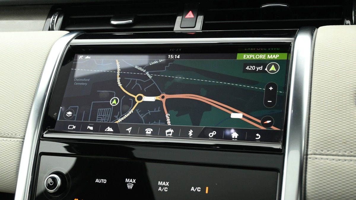 More views of Land Rover Discovery Sport