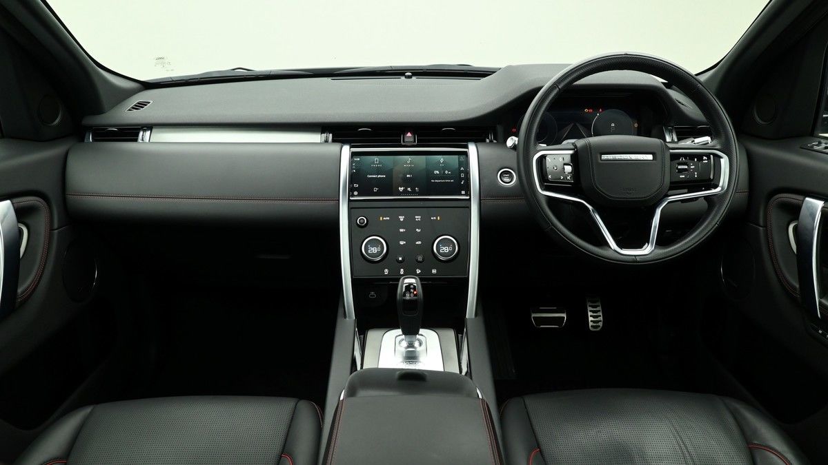 Land Rover Discovery Sport Image 14