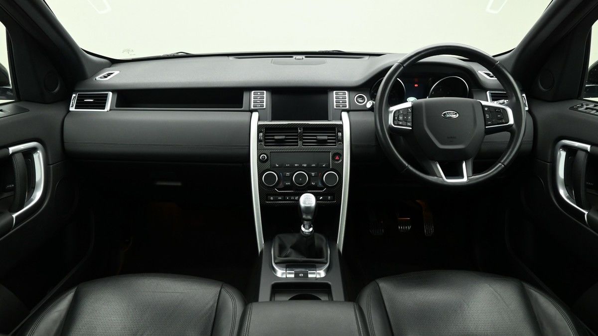 Land Rover Discovery Sport Image 14