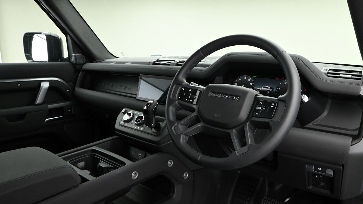 Land Rover Defender 90 Image 3