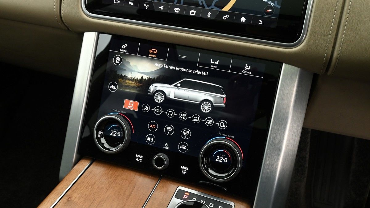 Land Rover Range Rover Image 13