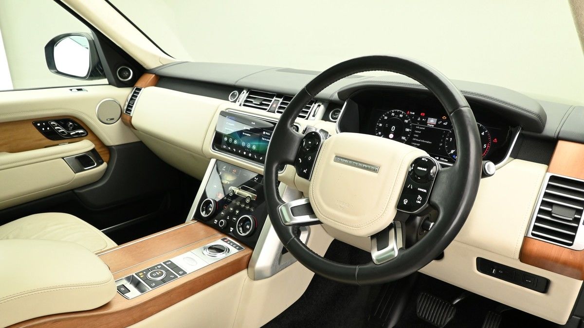 Land Rover Range Rover Image 3