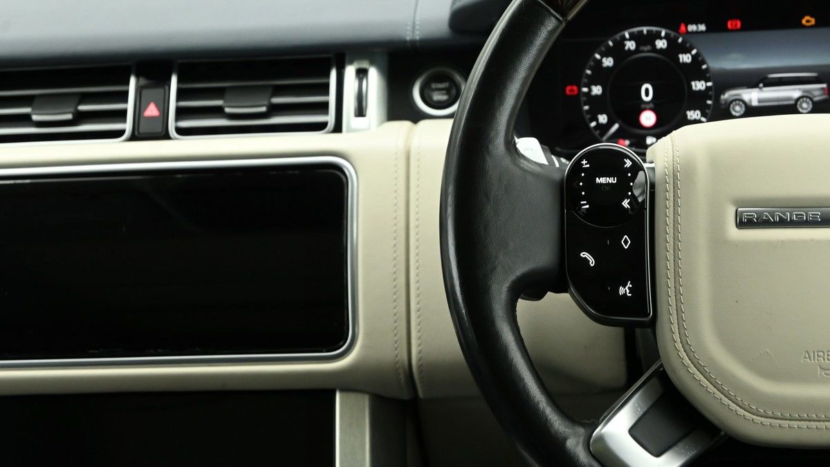 Land Rover Range Rover Image 15