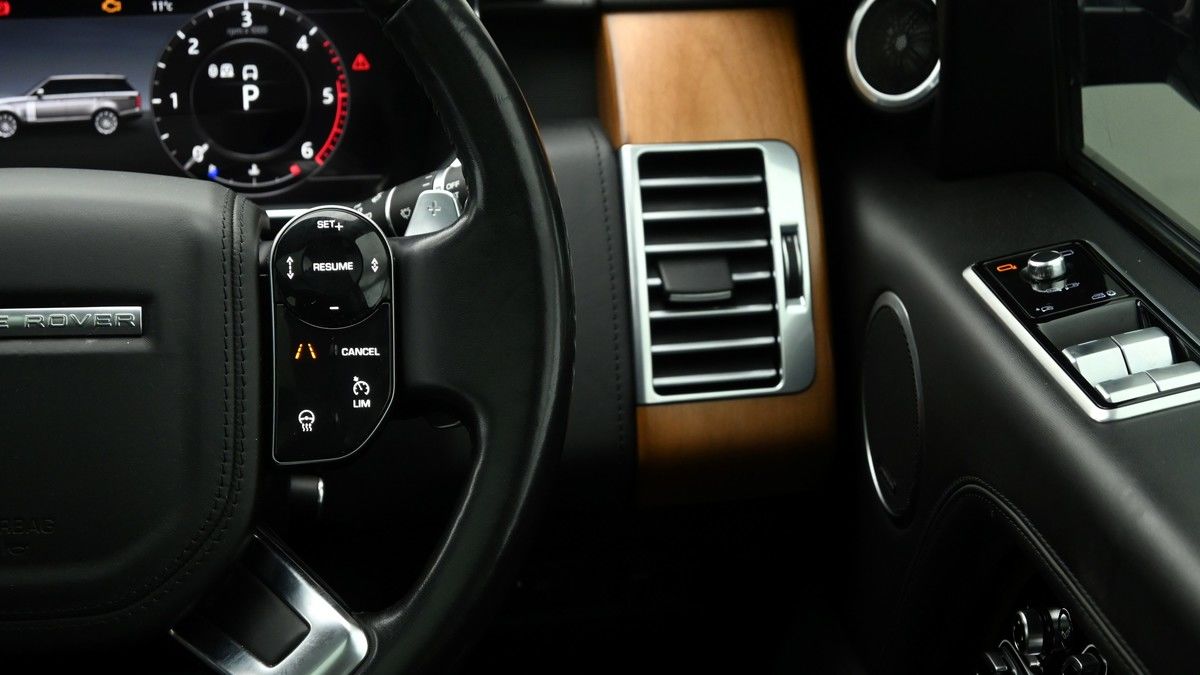 Land Rover Range Rover Image 16