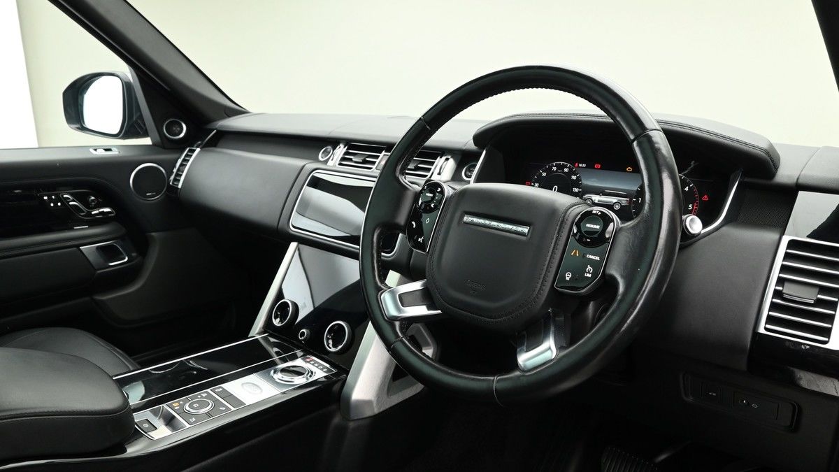 Land Rover Range Rover Image 3