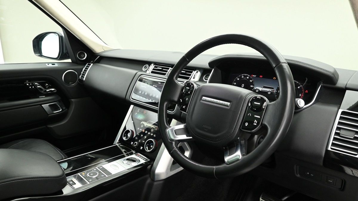 Land Rover Range Rover Image 3