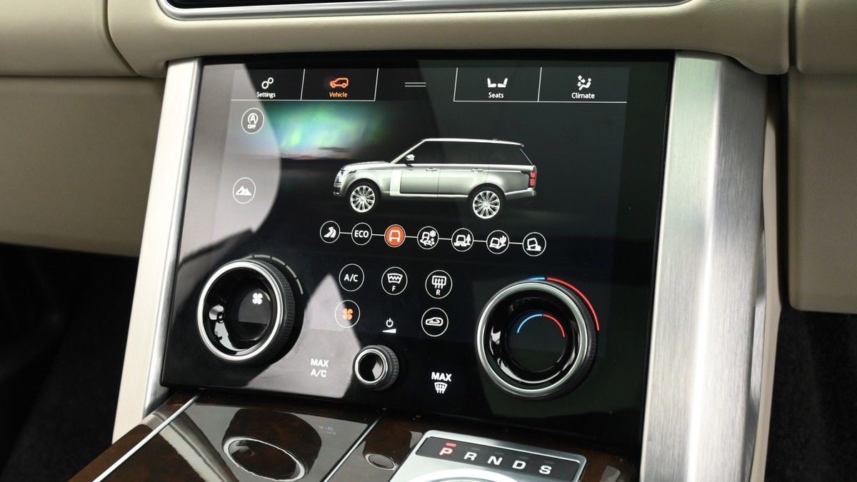 Land Rover Range Rover Image 12