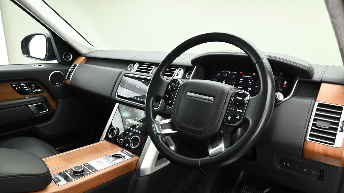 Land Rover Range Rover Image 3