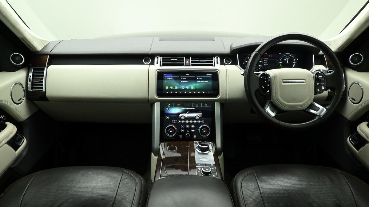 Land Rover Range Rover Image 14