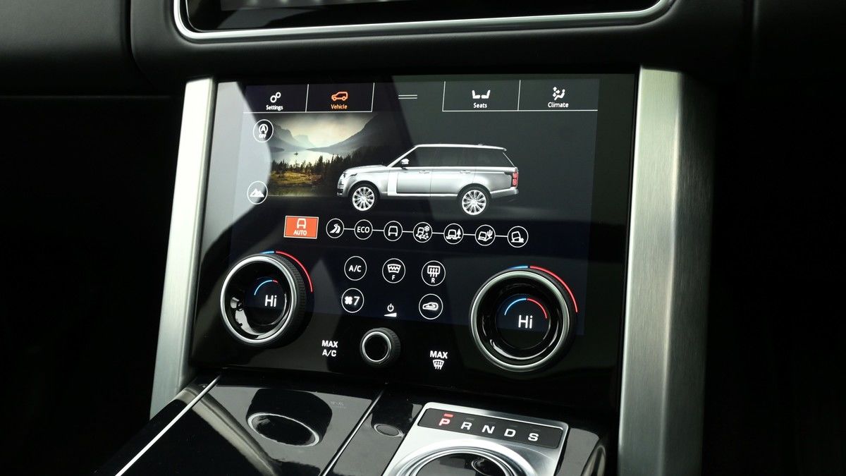 Land Rover Range Rover Image 12