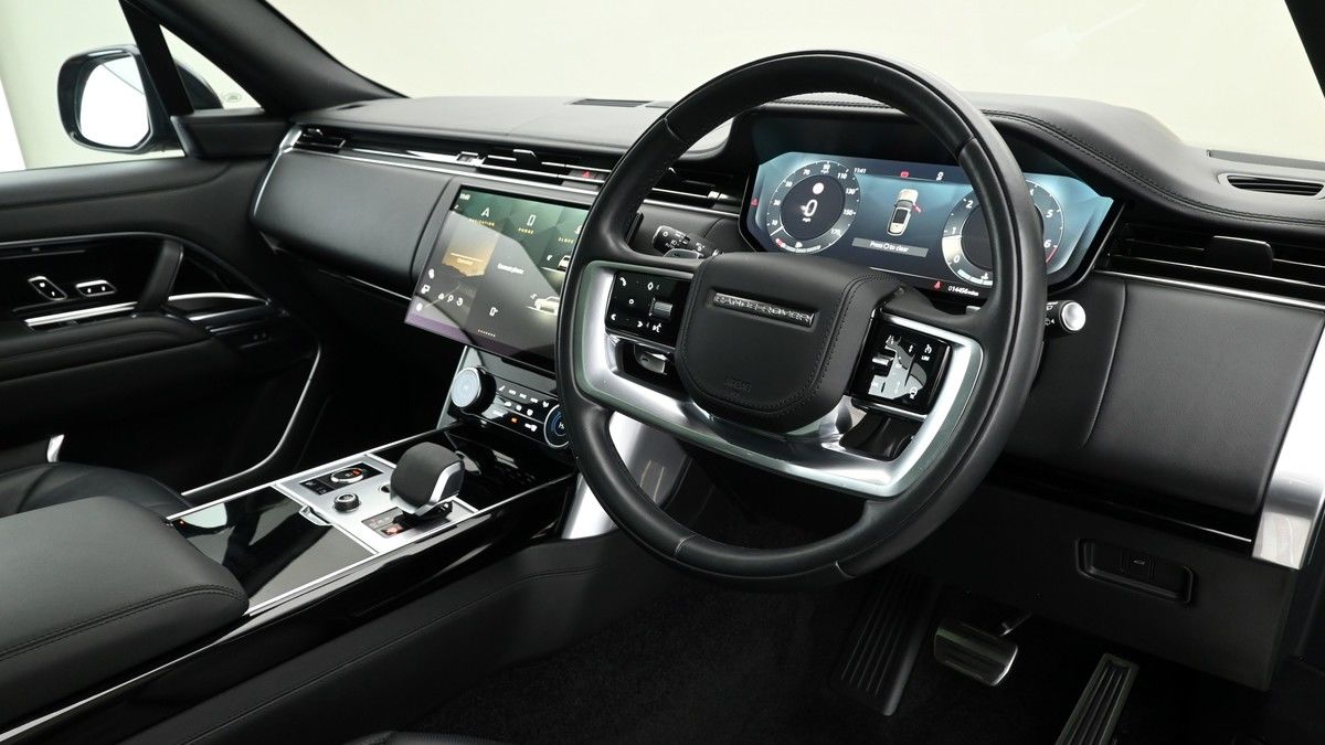 Land Rover Range Rover Image 3